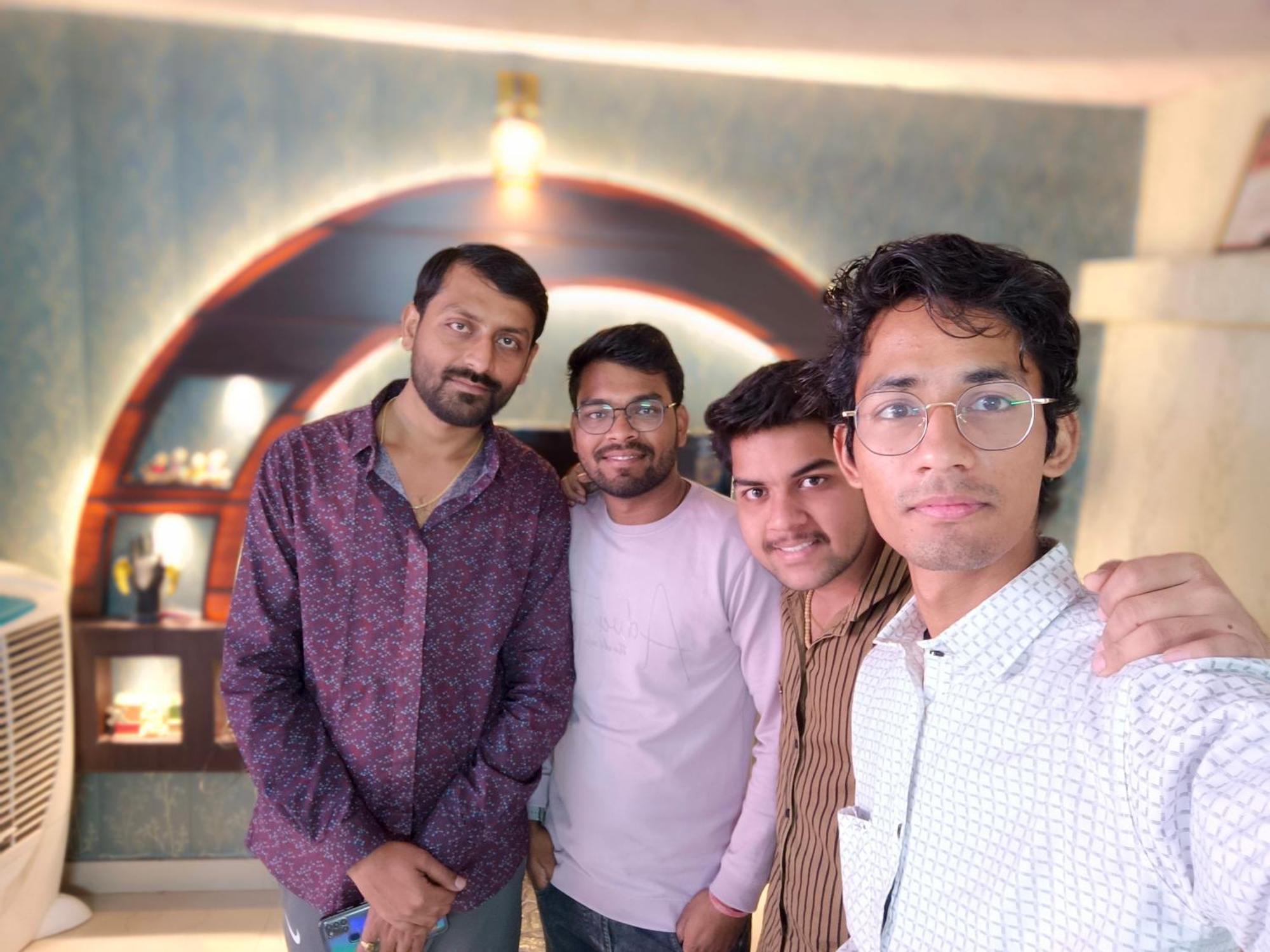 Kashi Dham Homestay Varanasi Ngoại thất bức ảnh